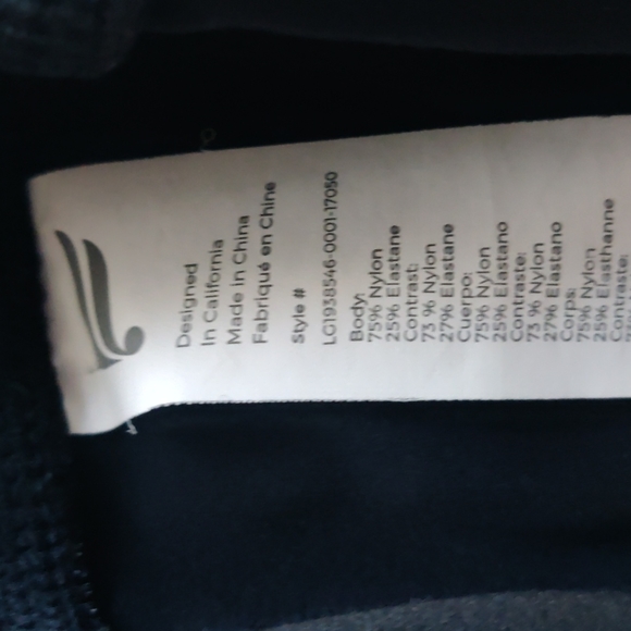 Fabletics motion 365 size large - Picture 9 of 10